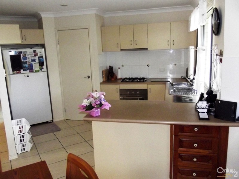 2 Bora Place, Ningi QLD 4511