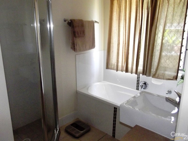 2 Bora Place, Ningi QLD 4511