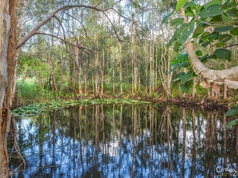 322-328 Bestmann Road, Godwin Beach QLD 4511