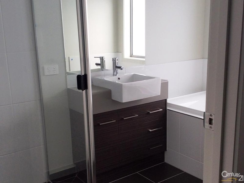 15 Bora Place, Ningi QLD 4511