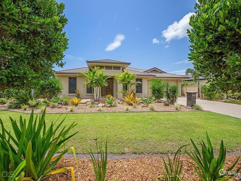 36 Dunebean Drive, Banksia Beach QLD 4507