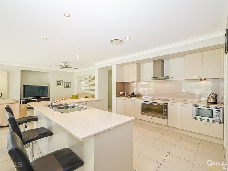 36 Dunebean Drive, Banksia Beach QLD 4507