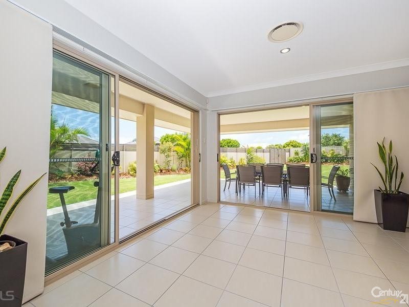 36 Dunebean Drive, Banksia Beach QLD 4507