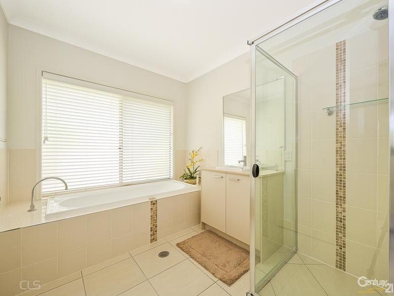36 Dunebean Drive, Banksia Beach QLD 4507