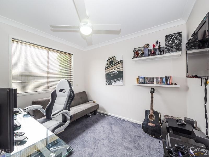 2 Bream Court, Sandstone Point QLD 4511