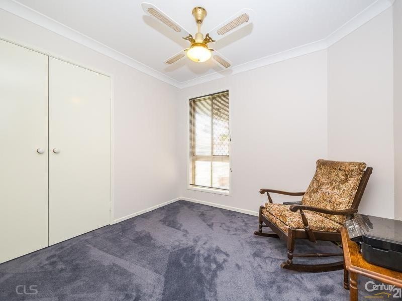 2 Bream Court, Sandstone Point QLD 4511