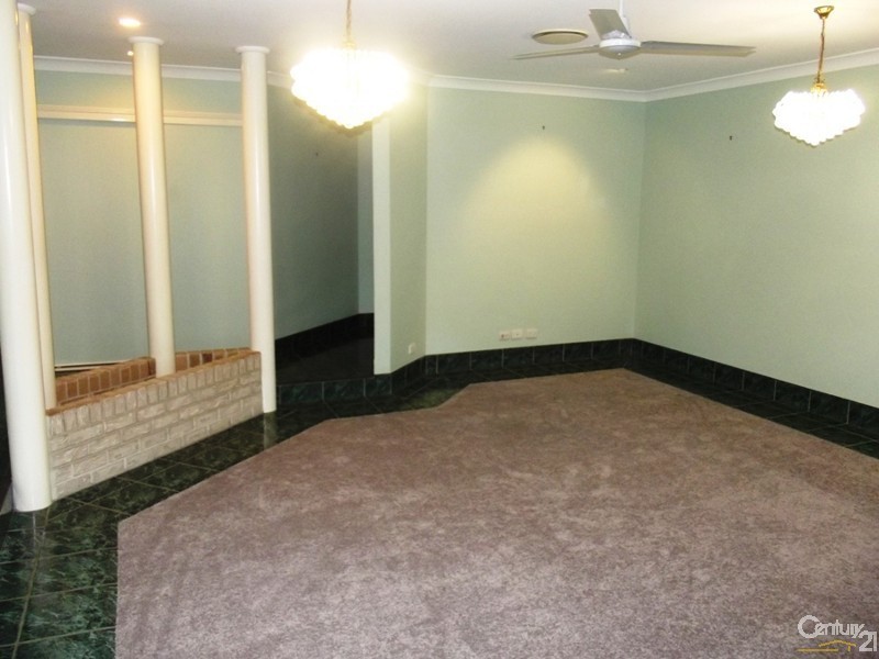 2 Schooner Court, Banksia Beach QLD 4507