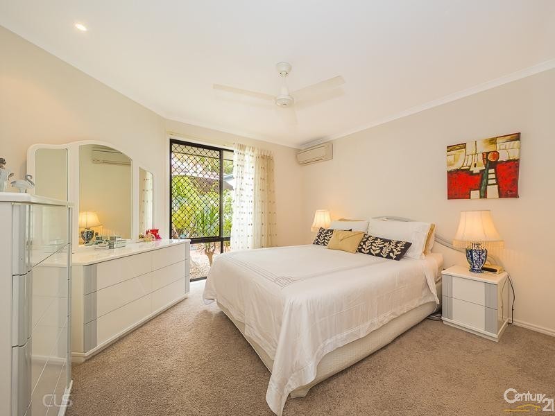 35 Voyagers Drive, Banksia Beach QLD 4507