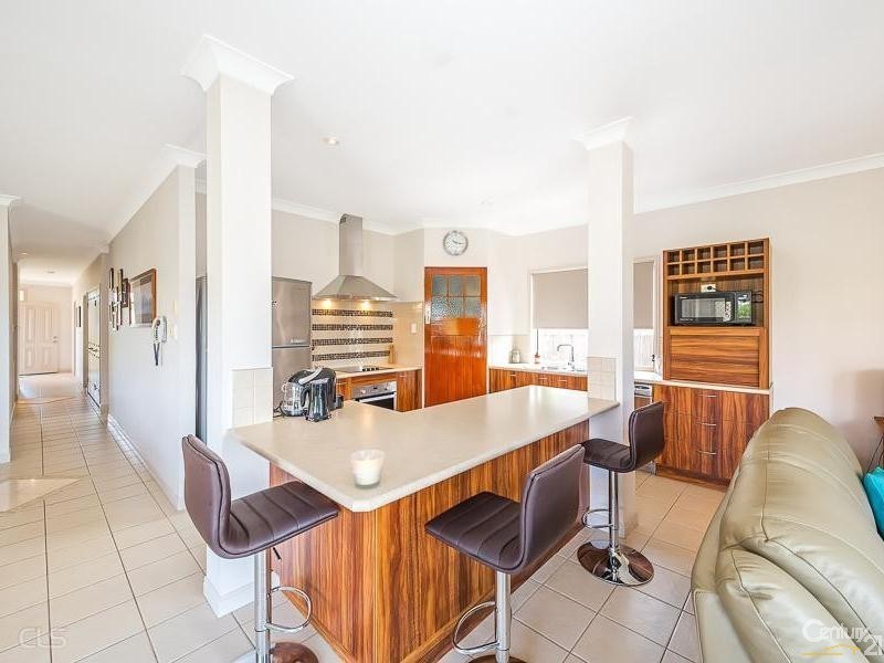 7 Marlin Court, Banksia Beach QLD 4507