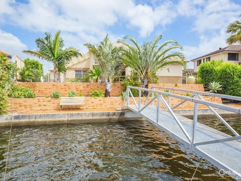 7 Marlin Court, Banksia Beach QLD 4507