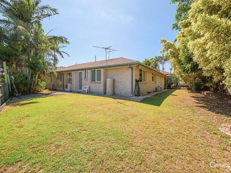 53 Carpenter Way, Sandstone Point QLD 4511