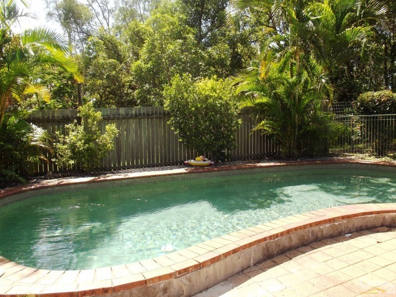 5 Lawn Street, Bongaree QLD 4507