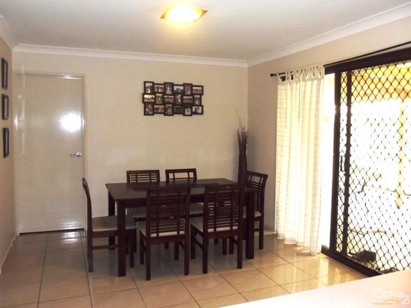 5 Lawn Street, Bongaree QLD 4507