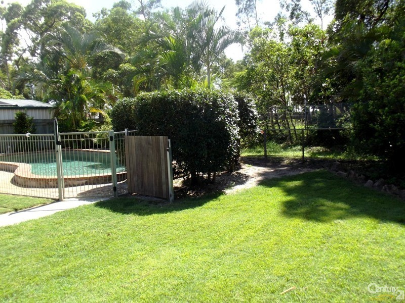 5 Lawn Street, Bongaree QLD 4507