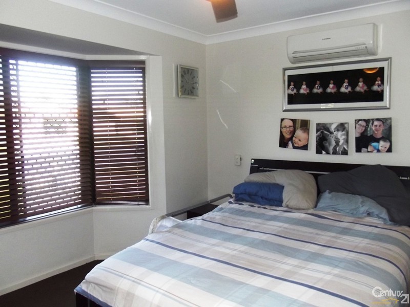 5 Lawn Street, Bongaree QLD 4507