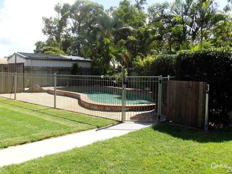 5 Lawn Street, Bongaree QLD 4507