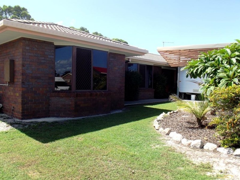 5 Lawn Street, Bongaree QLD 4507