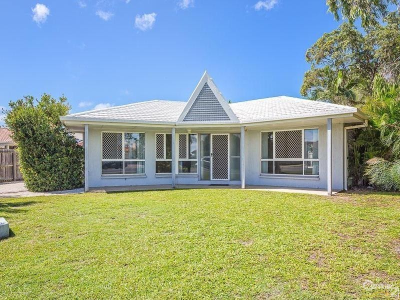 52 Coolgarra Avenue, Bongaree QLD 4507