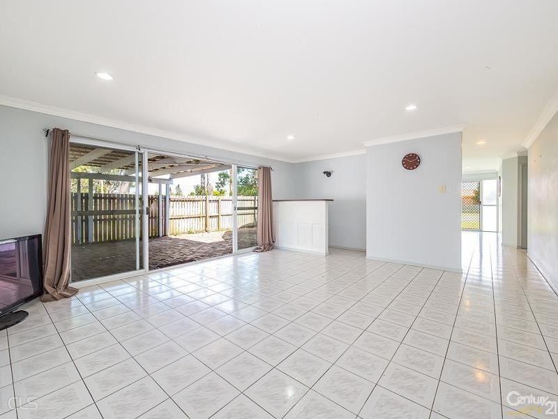 52 Coolgarra Avenue, Bongaree QLD 4507