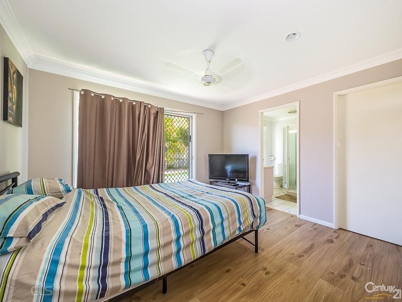 52 Coolgarra Avenue, Bongaree QLD 4507