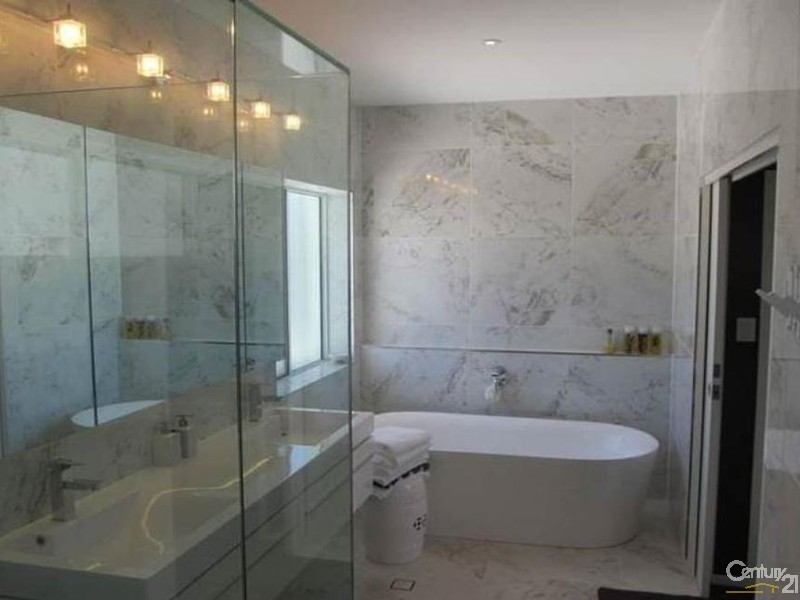 116 Marina Boulevard, Banksia Beach QLD 4507