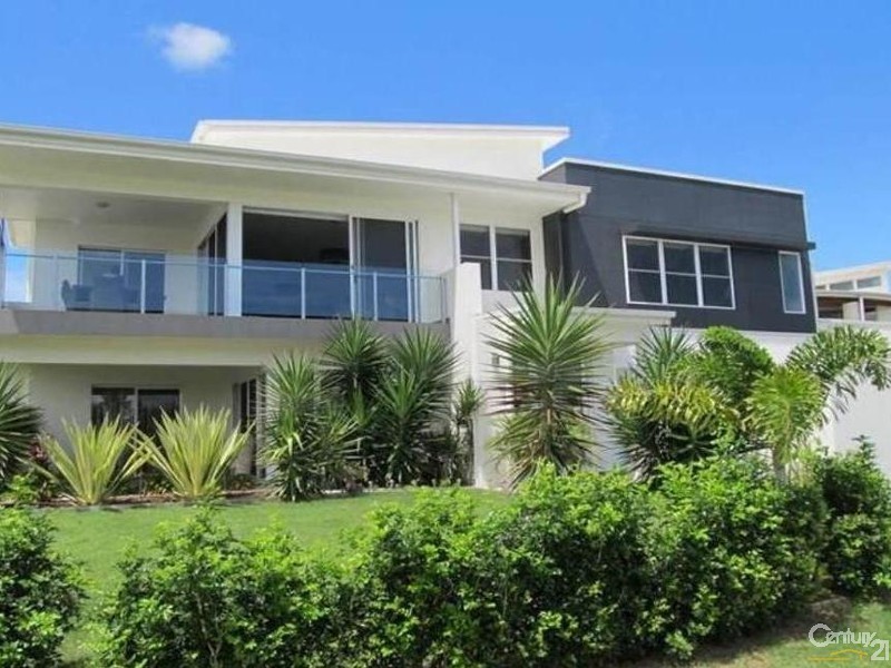 116 Marina Boulevard, Banksia Beach QLD 4507
