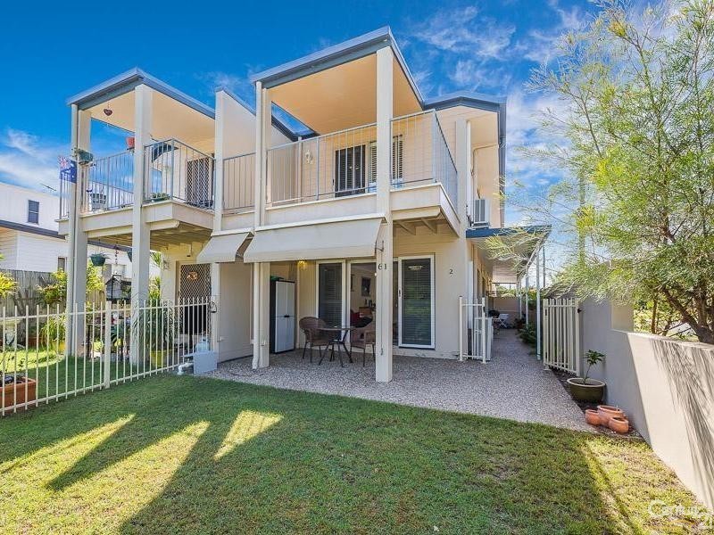 2/61 Toorbul Street, Bongaree QLD 4507