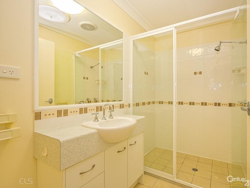 2/61 Toorbul Street, Bongaree QLD 4507