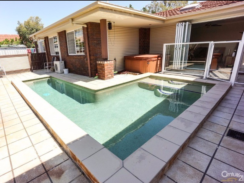 11 Allamanda Drive, Bongaree QLD 4507