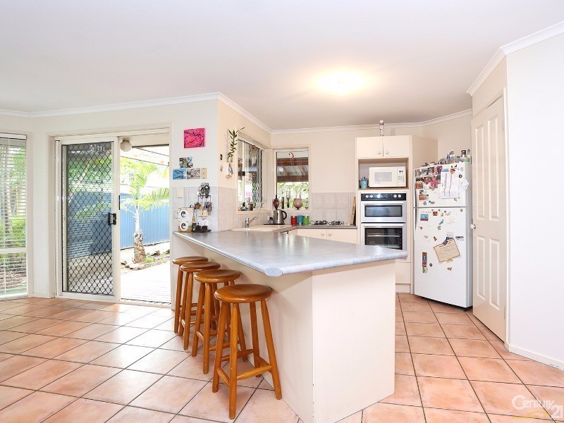 22 Bonham Street, Bongaree QLD 4507