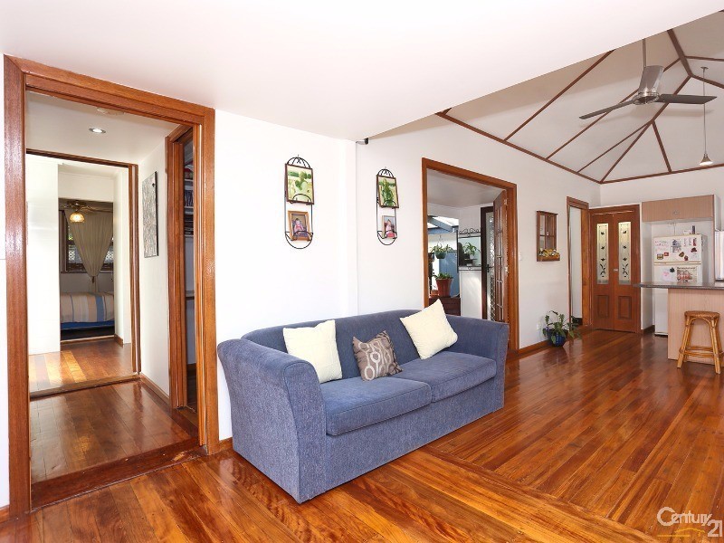 22 Bonham Street, Bongaree QLD 4507