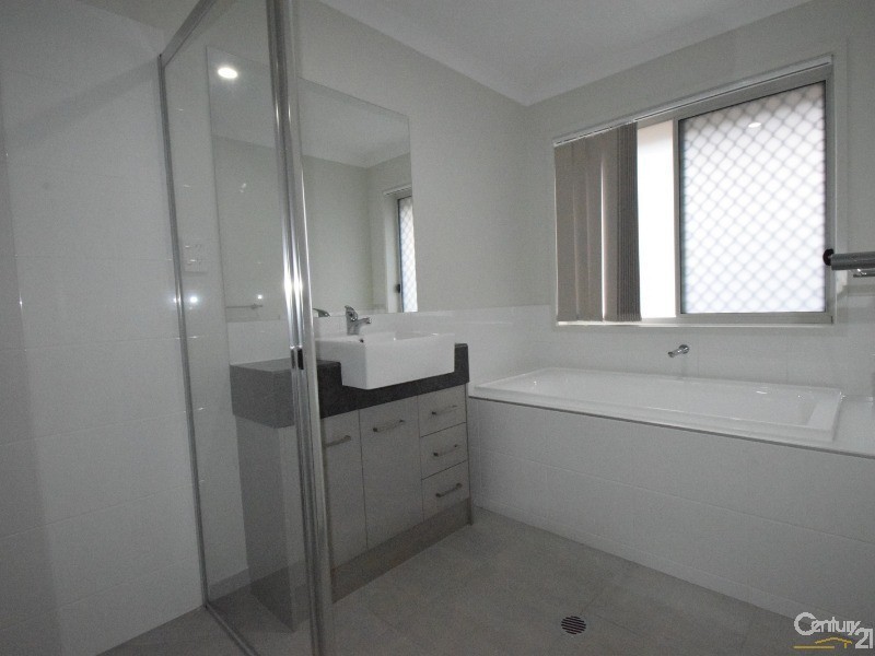 22 Water Gum Crescent, Ningi QLD 4511