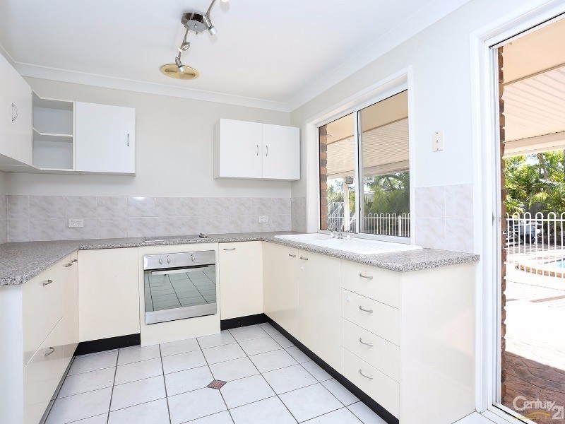 20 Perch Circuit, Sandstone Point QLD 4511