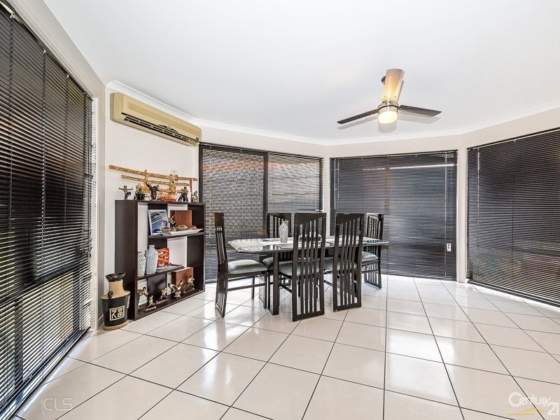 22 Tallow Crt, Sandstone Point QLD 4511