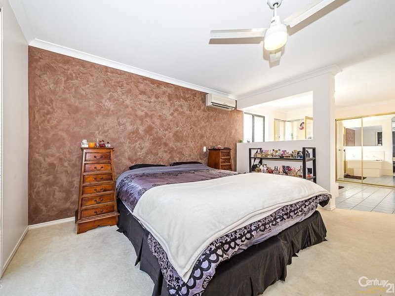 22 Tallow Crt, Sandstone Point QLD 4511