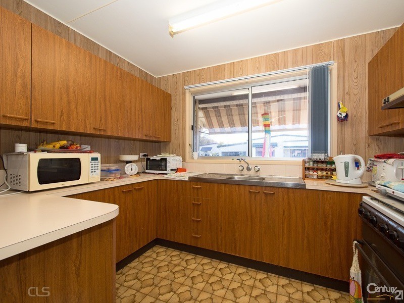 Site 155 Silver Shores Caravan Park, Sandstone Point QLD 4511