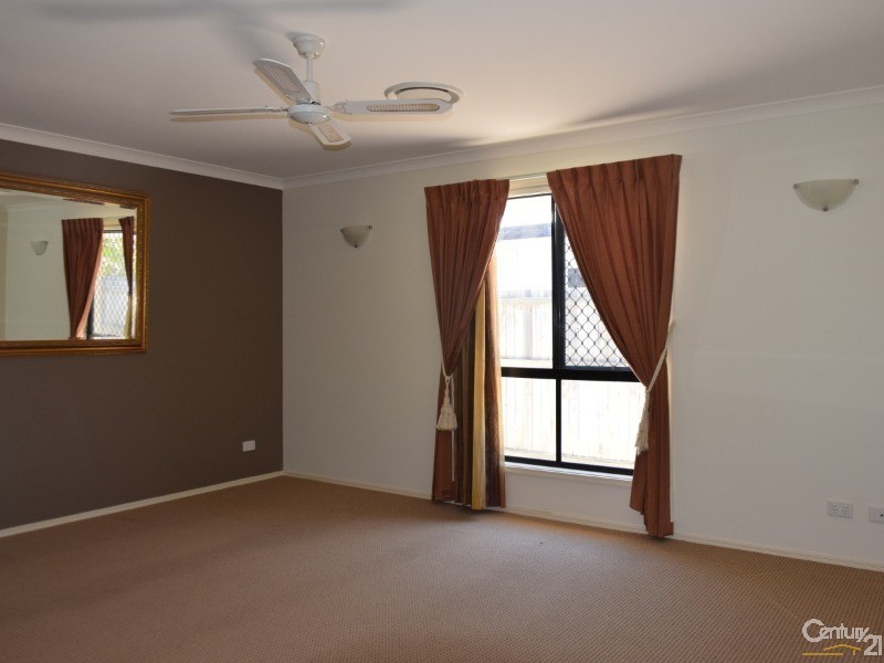 104 Marina Boulevard, Banksia Beach QLD 4507
