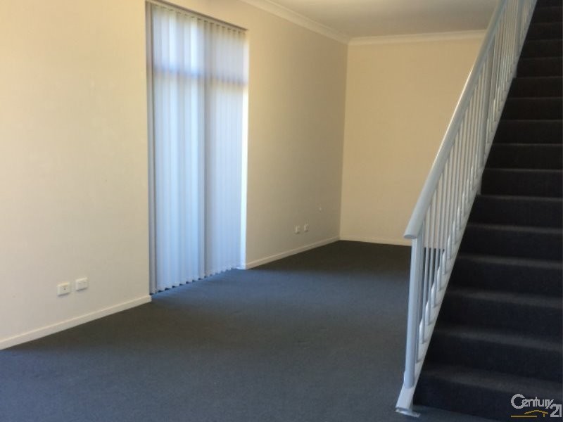 Unit 1/23-25 Skyreach Street, Caboolture QLD 4510