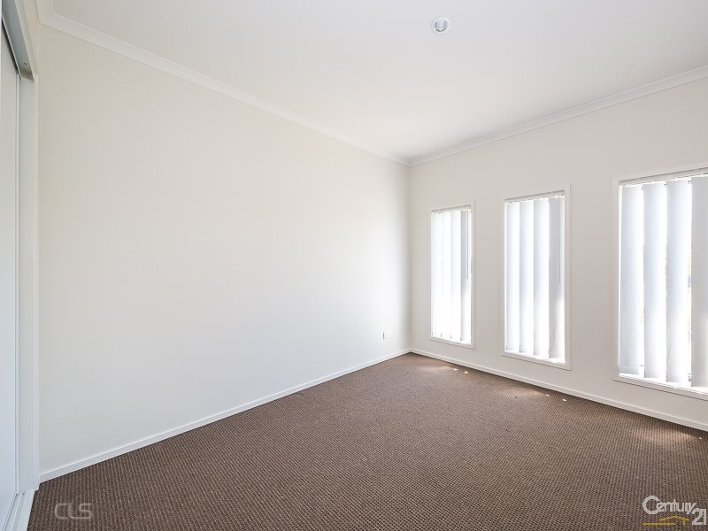 51 Ningi Waters Drive, Ningi QLD 4511