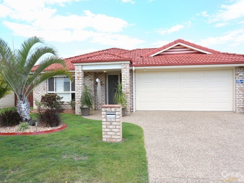 8 Rushcutters Court, Sandstone Point QLD 4511