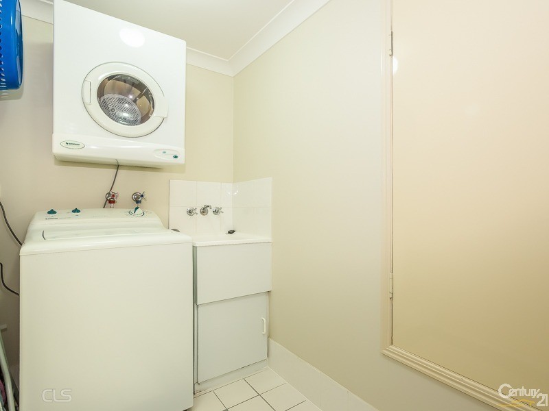 4/27 South Esp, Bongaree QLD 4507