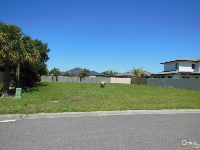 60  Kakadu Circuit, Banksia Beach QLD 4507