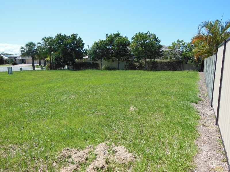 60  Kakadu Circuit, Banksia Beach QLD 4507