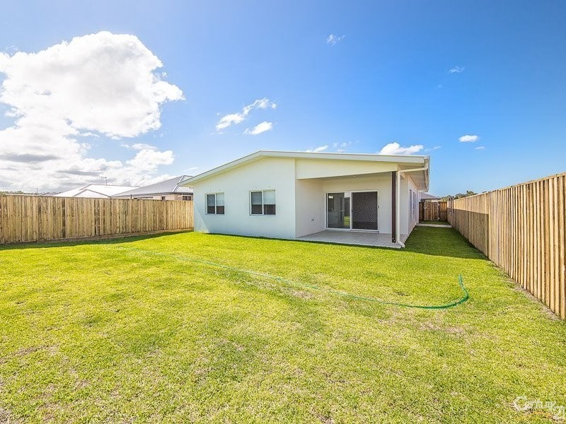 10 Sundew Street, Ningi QLD 4511
