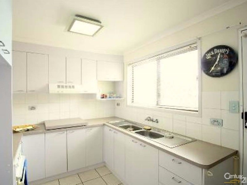 2/20 Winston Drive, Bongaree QLD 4507