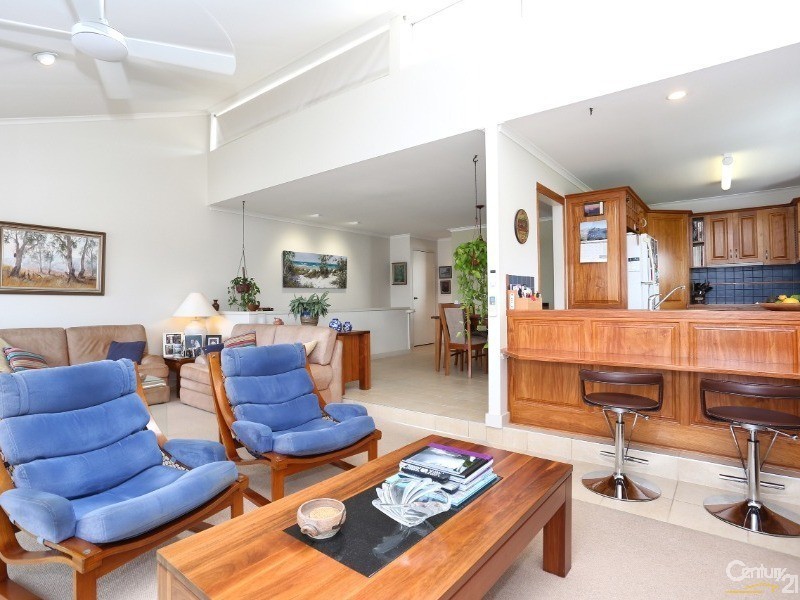 8A/16 Spinnaker Drive, Sandstone Point QLD 4511