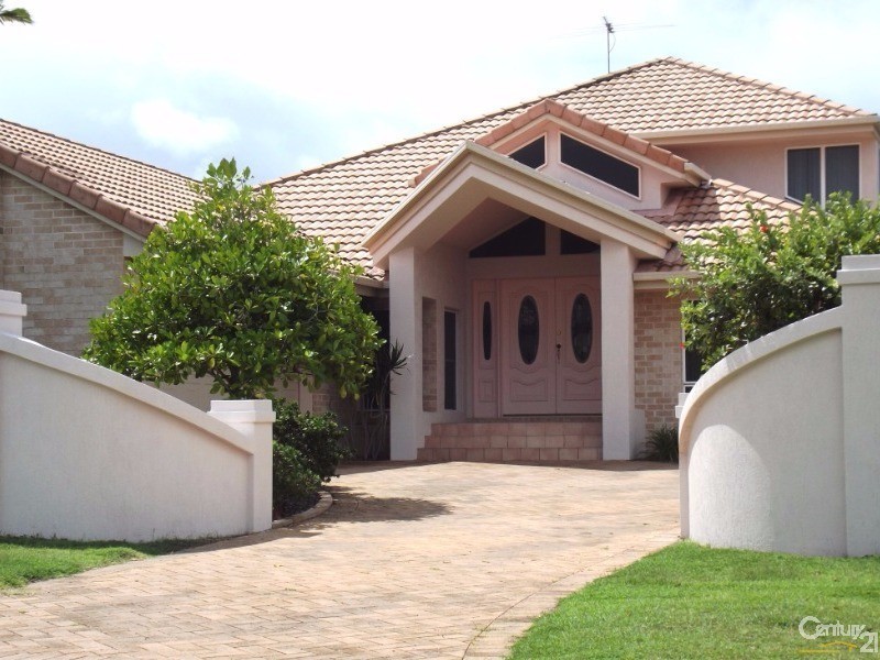 52 Pacific Drive, Banksia Beach QLD 4507