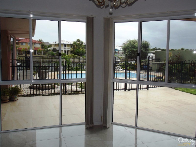 52 Pacific Drive, Banksia Beach QLD 4507