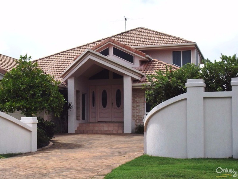 52 Pacific Drive, Banksia Beach QLD 4507