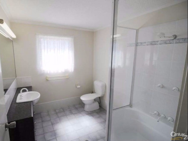 2/22 Rickman Parade, Woorim QLD 4507